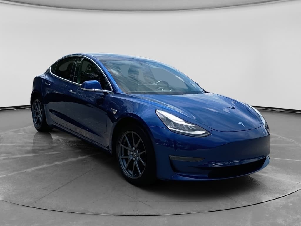 2019 Tesla Model 3 view 2