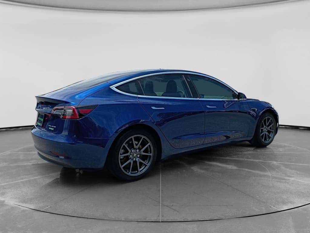 2019 Tesla Model 3 view 3
