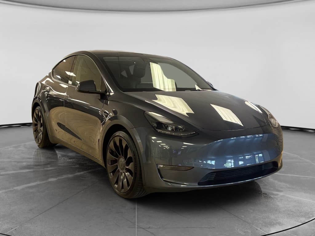 2022 Tesla Model Y view 3