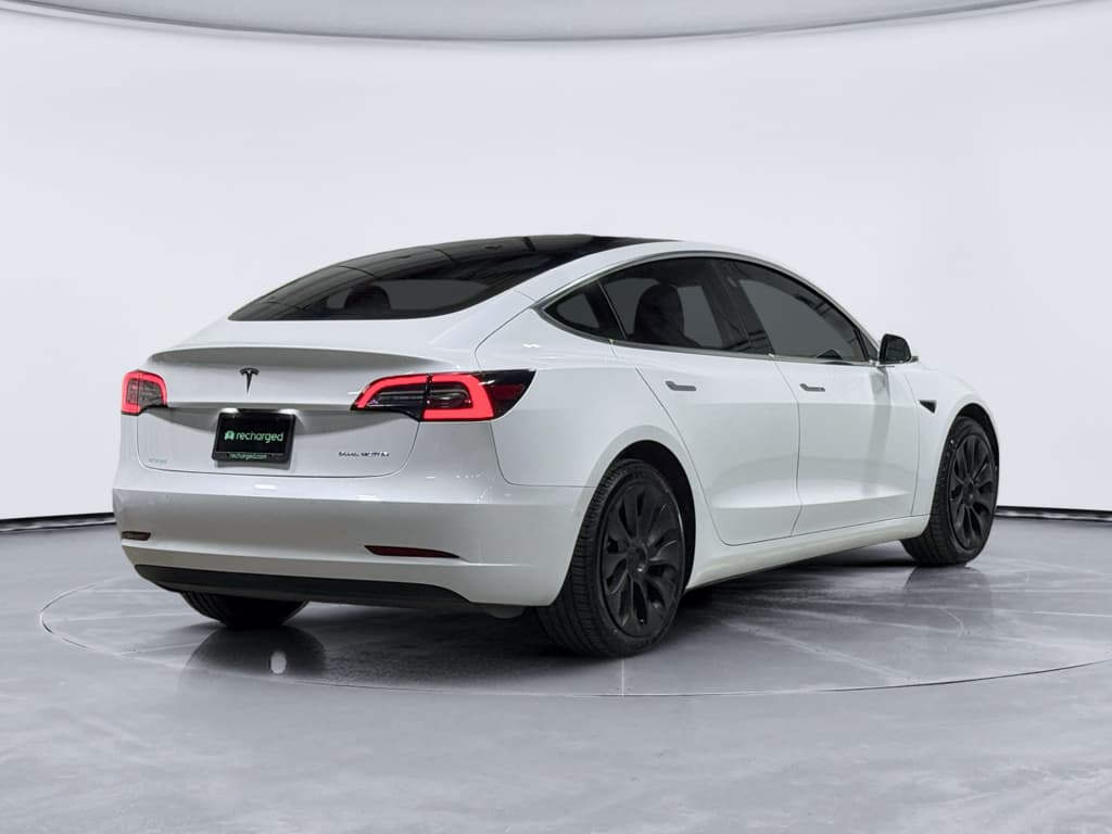 2019 Tesla Model 3 view 3