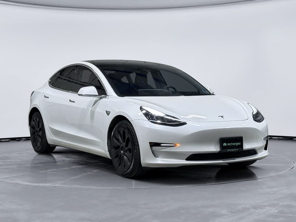 2019 Tesla Model 3 view 4