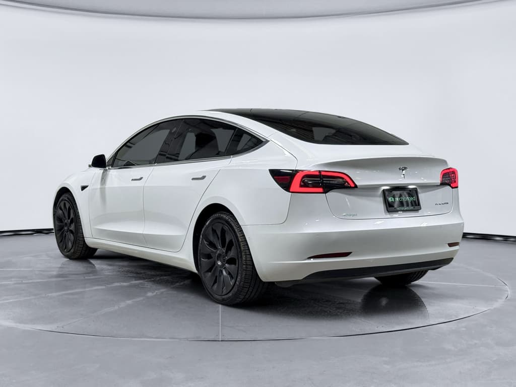 2019 Tesla Model 3 view 2