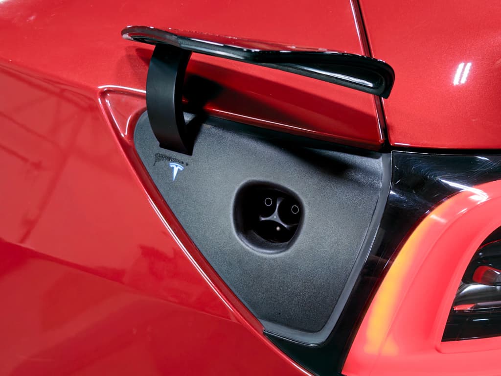2022 Tesla Model Y view 5