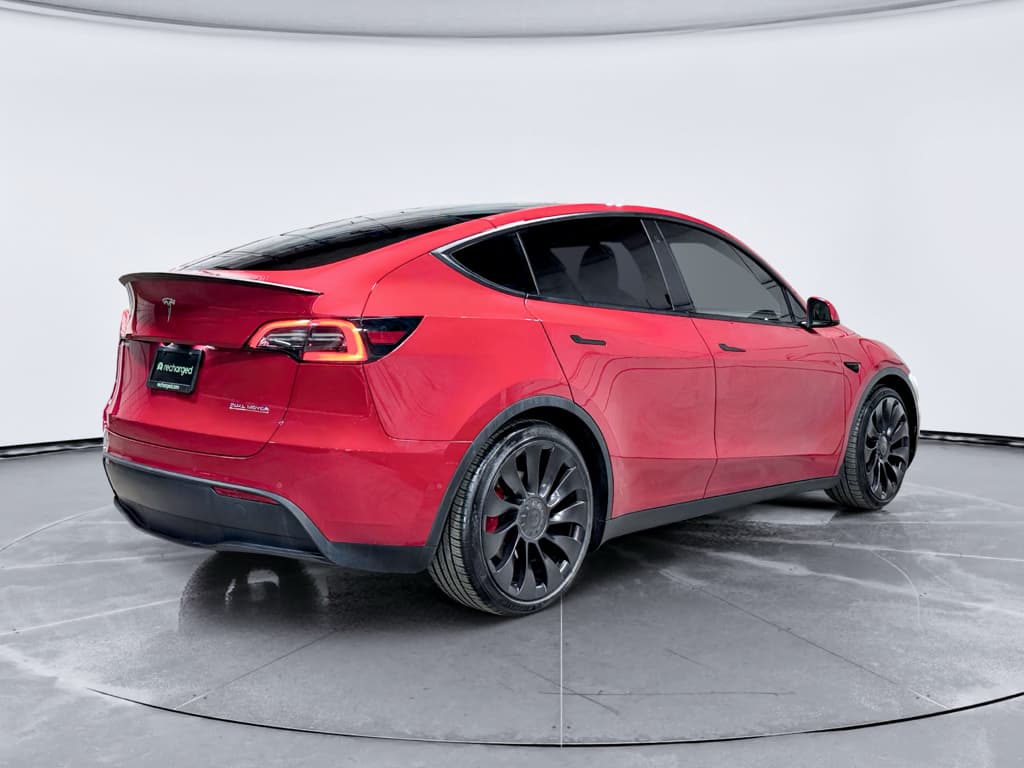 2022 Tesla Model Y view 3