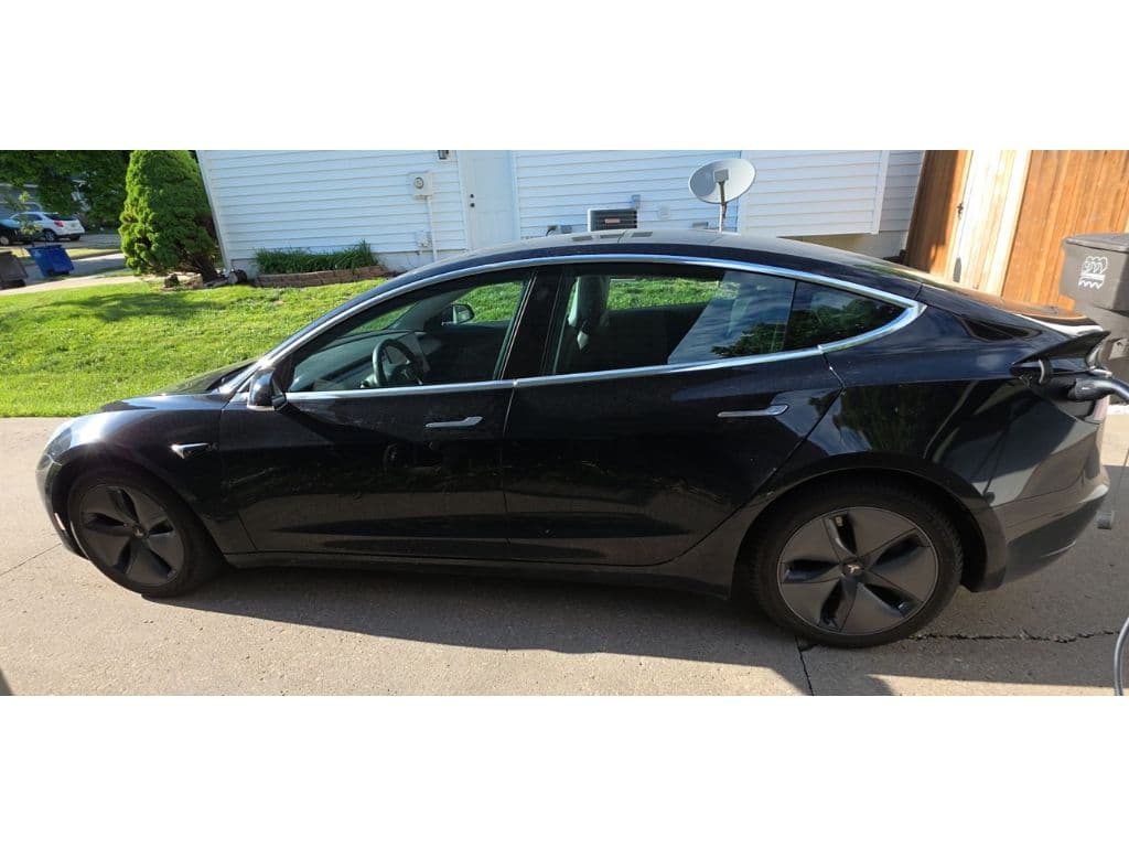 2019 Tesla Model 3 view 2