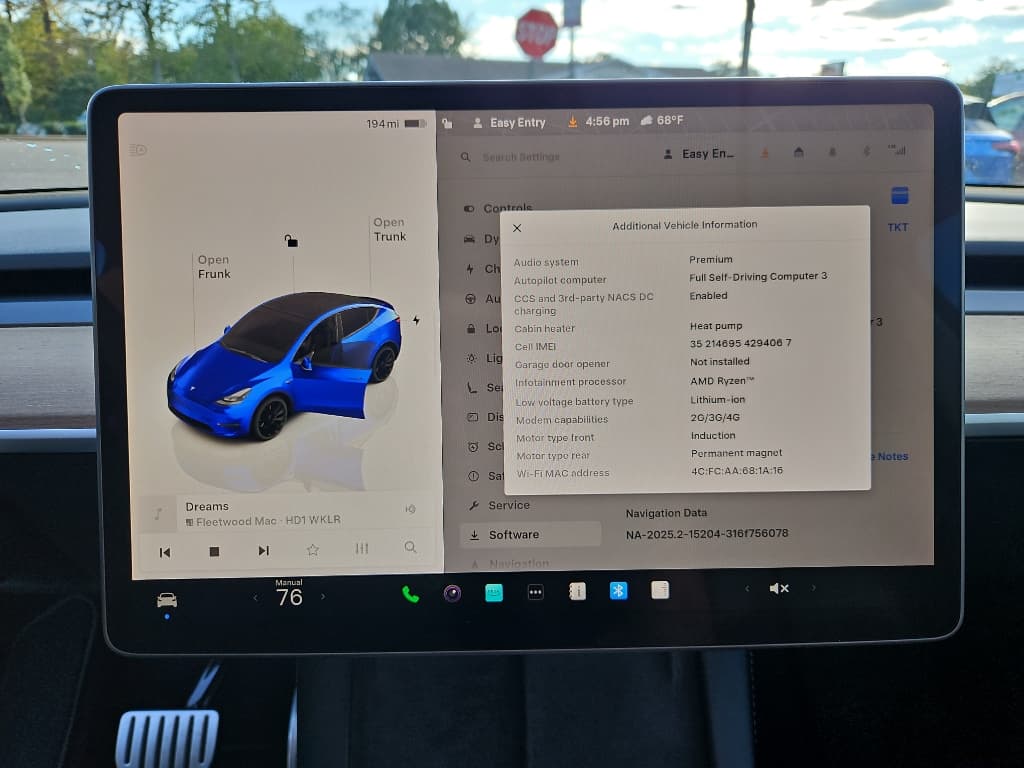 2022 Tesla Model Y view 14