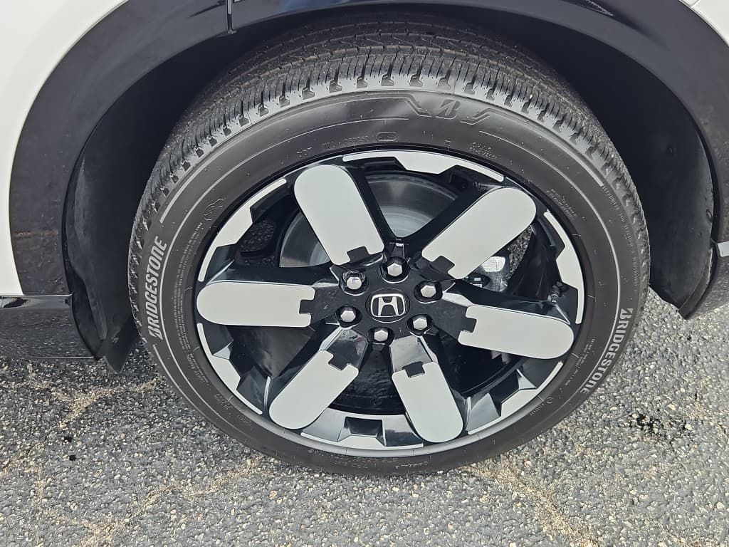 2025 Honda Prologue view 28