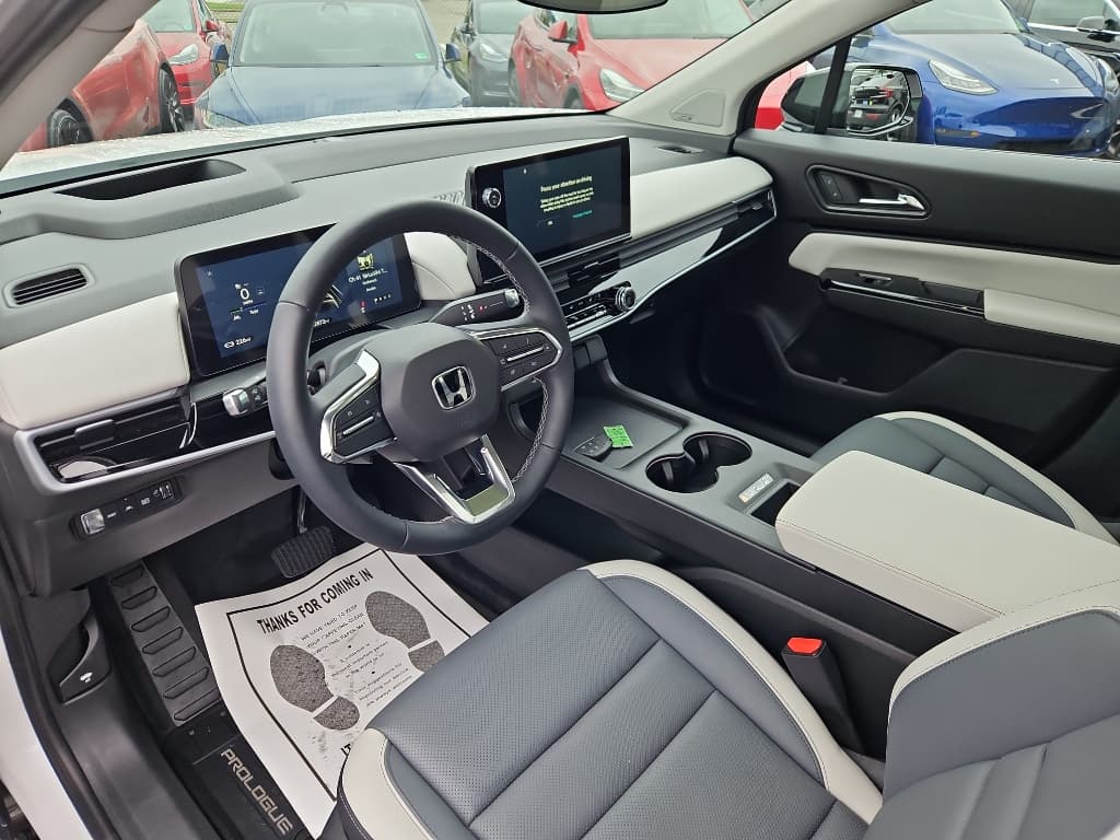 2025 Honda Prologue view 18