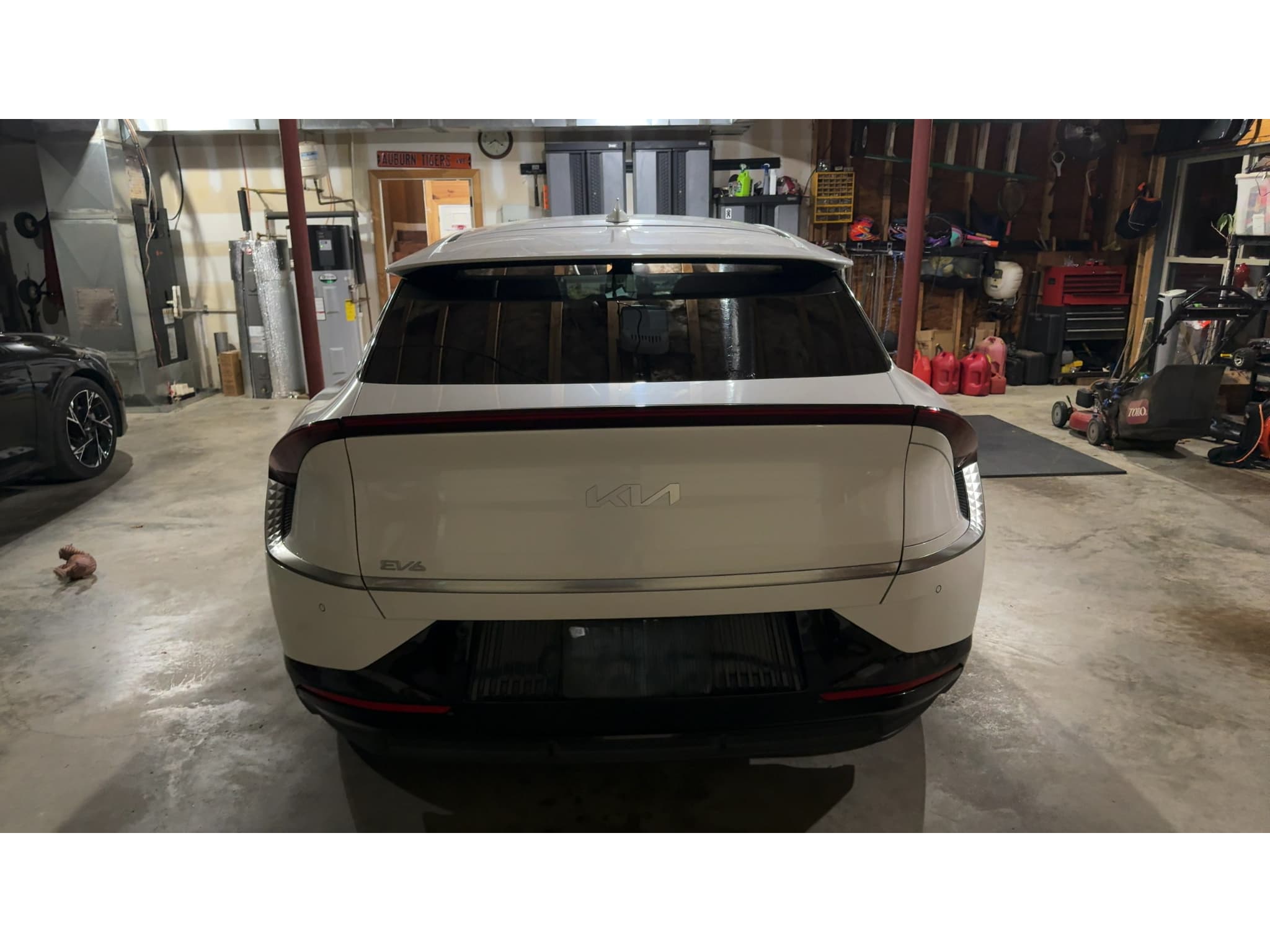 2022 Kia EV6 view 5