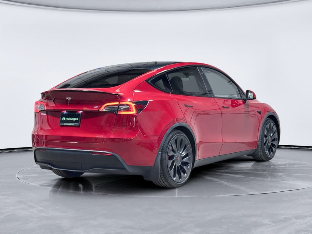 2022 Tesla Model Y view 3
