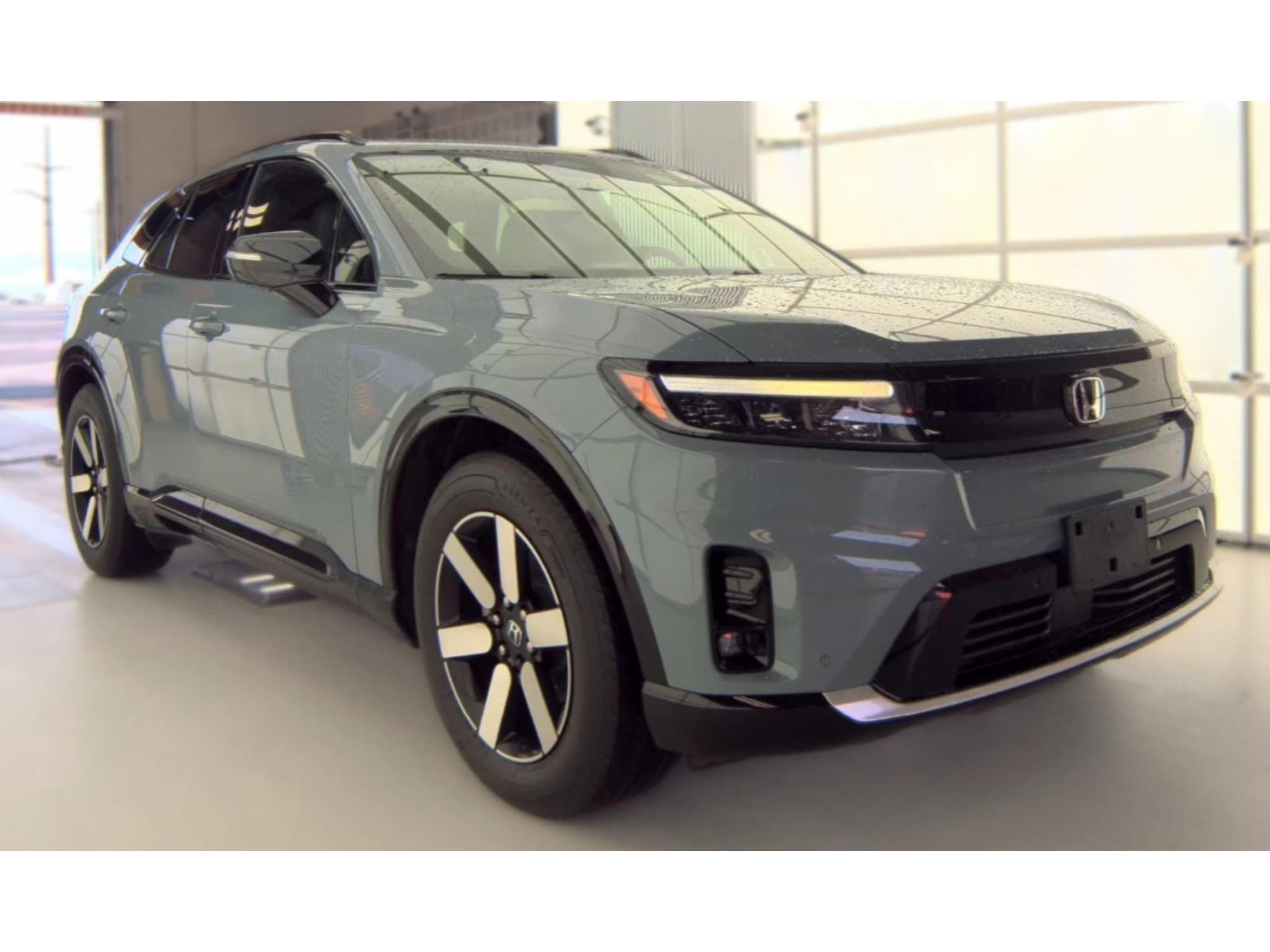 2024 Honda Prologue view 2