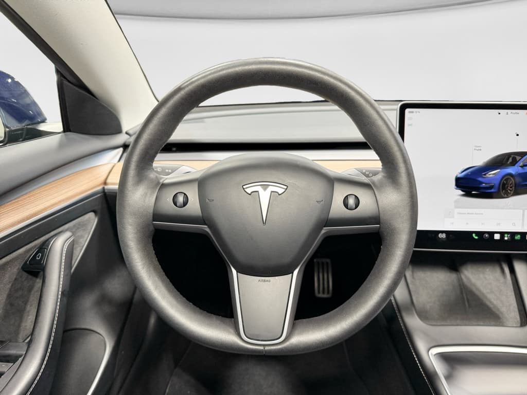 2023 Tesla Model 3 view 7