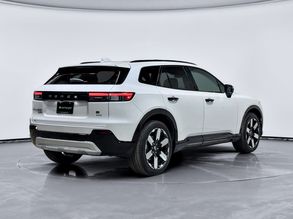 2025 Honda Prologue view 3