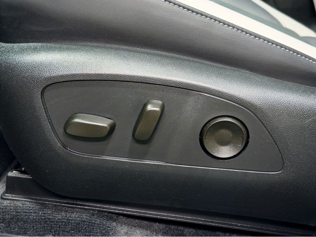 2025 Honda Prologue view 8