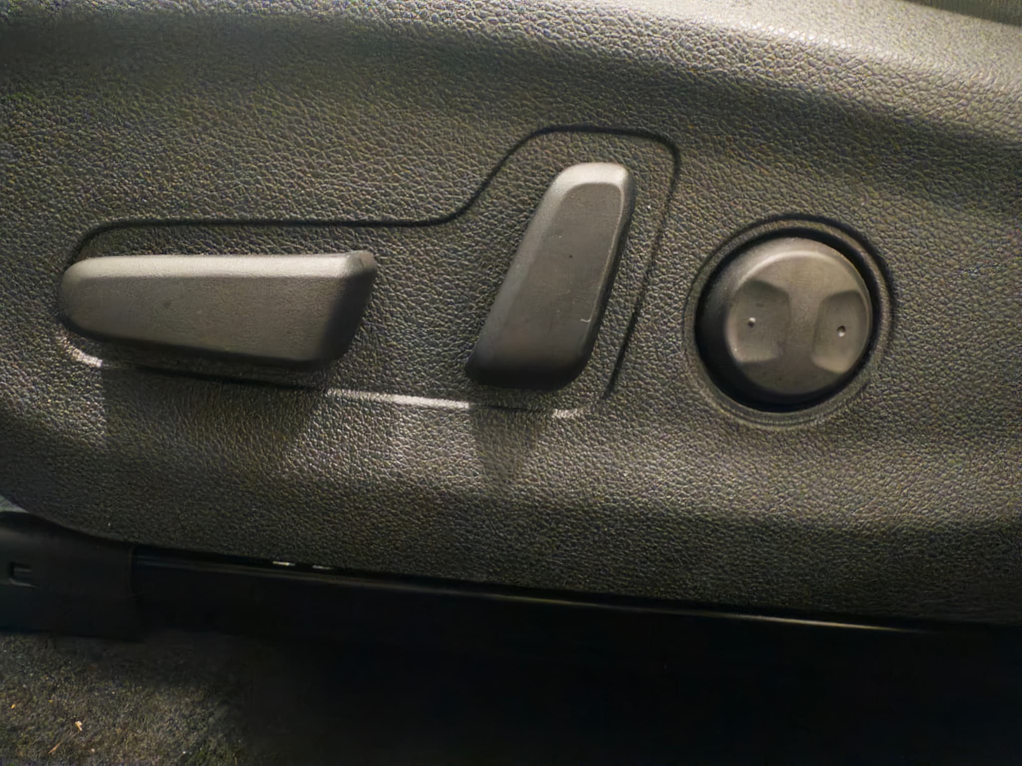 2022 Kia Niro PHEV view 6
