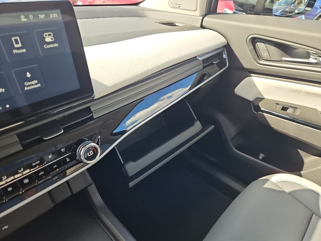 2024 Honda Prologue view 19