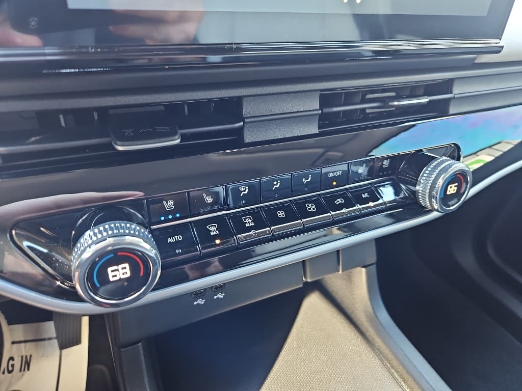 2024 Honda Prologue view 16