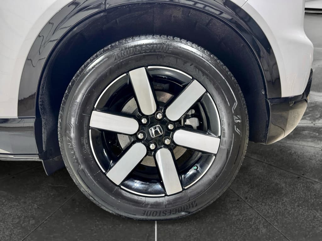2024 Honda Prologue view 32