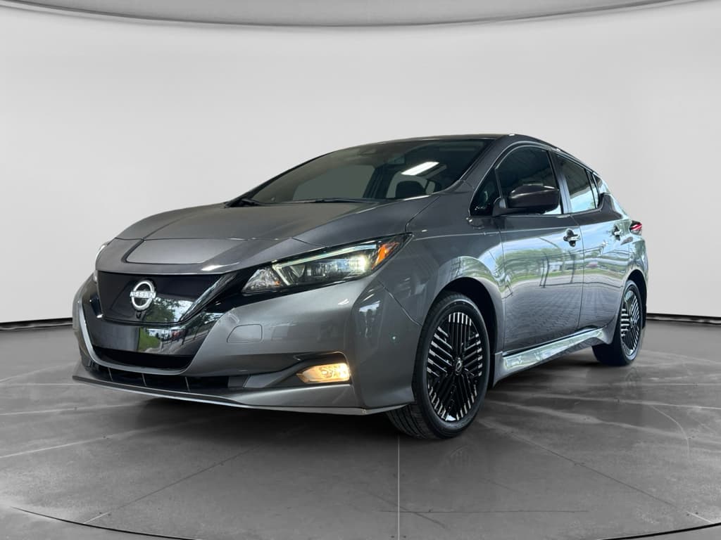 2025 Nissan LEAF