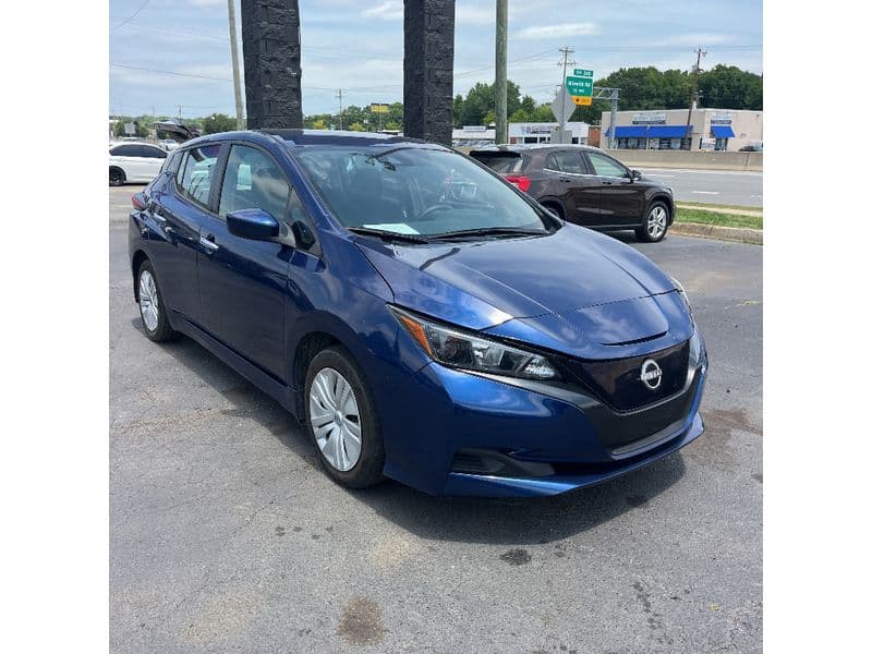 2023 Nissan LEAF