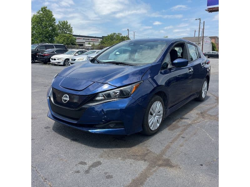 2023 Nissan LEAF view 2