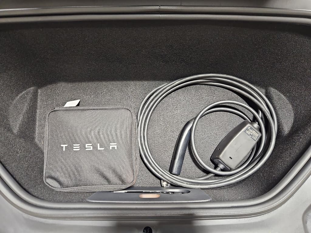 2026 Tesla Model S view 6