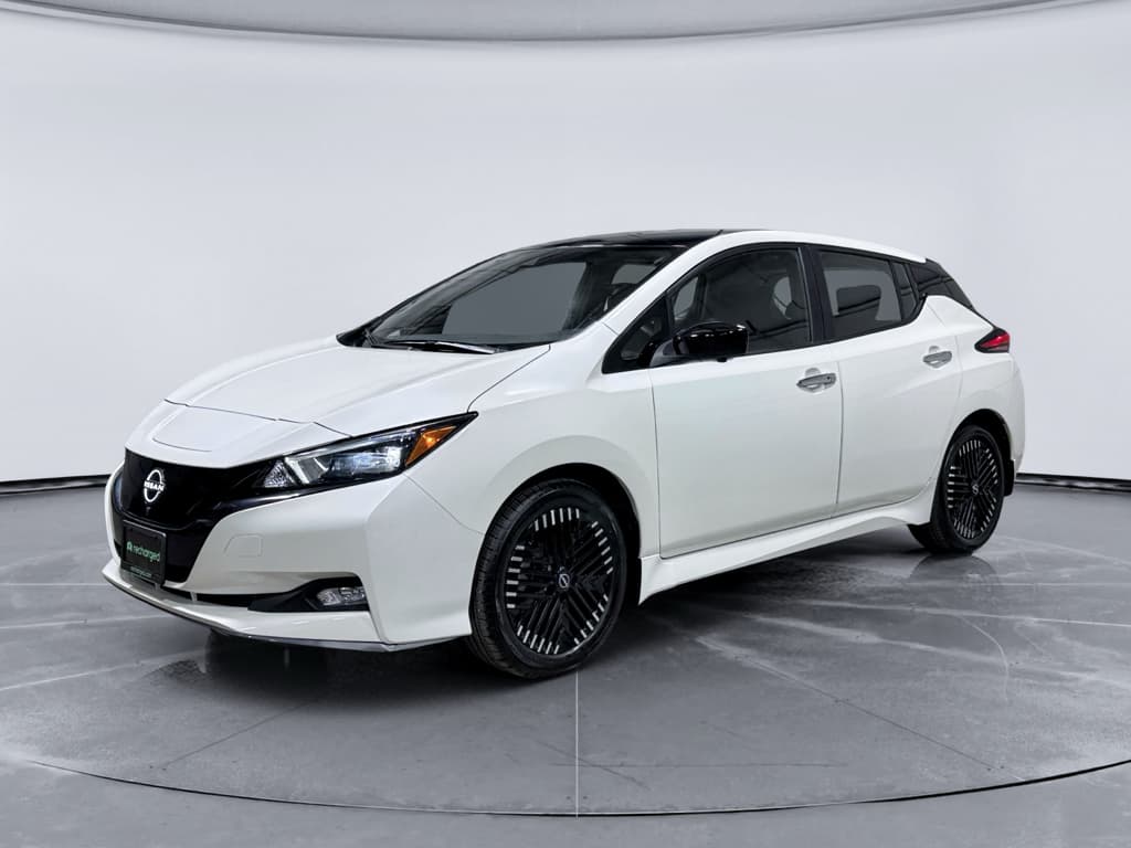 2023 Nissan LEAF
