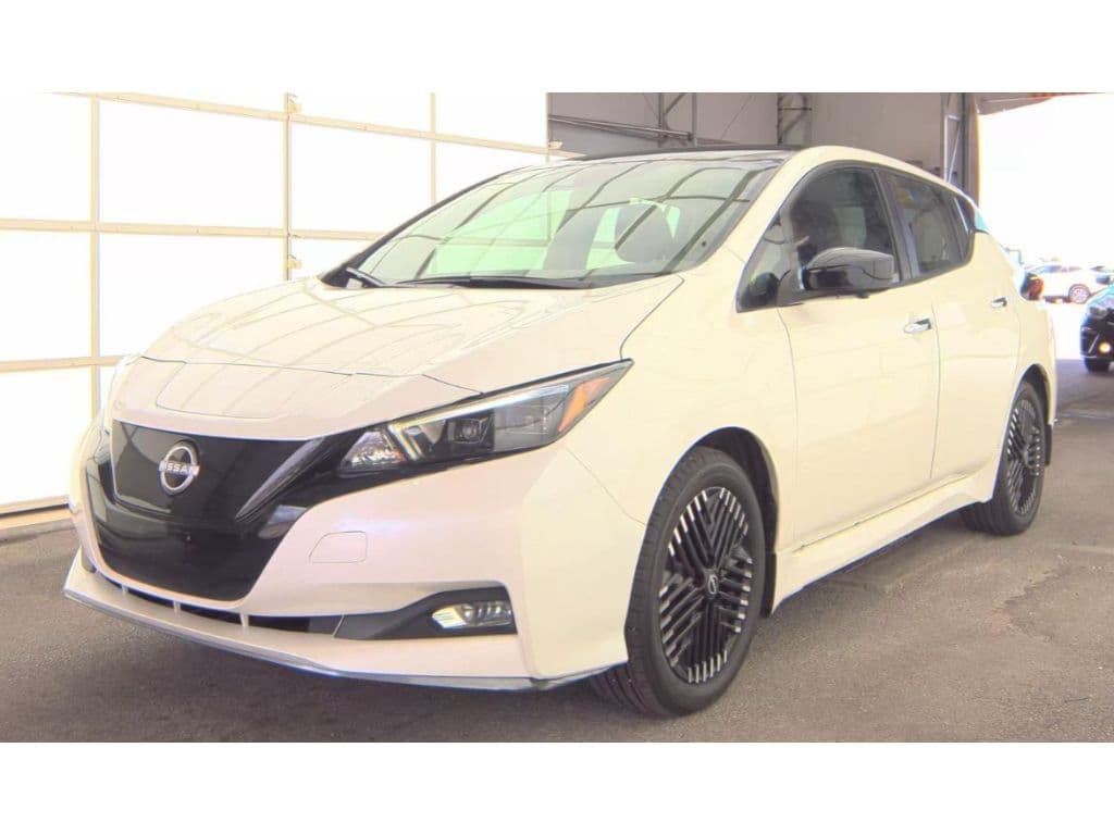 2023 Nissan LEAF
