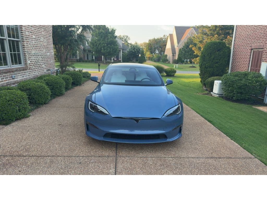 2026 Tesla Model S view 2