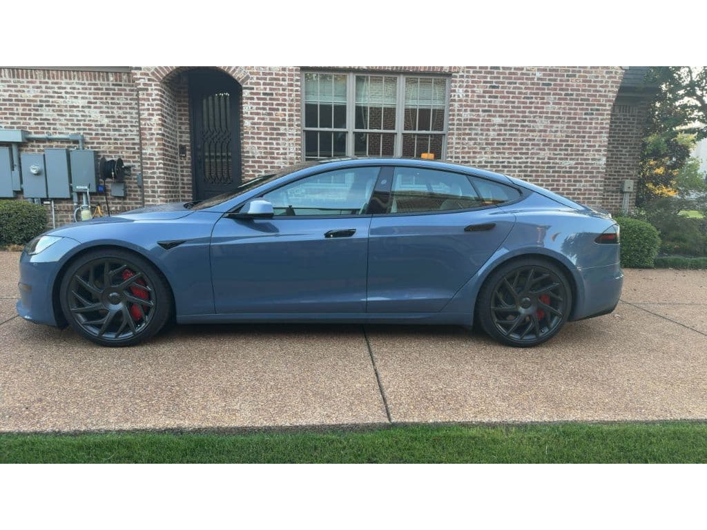 2026 Tesla Model S view 3