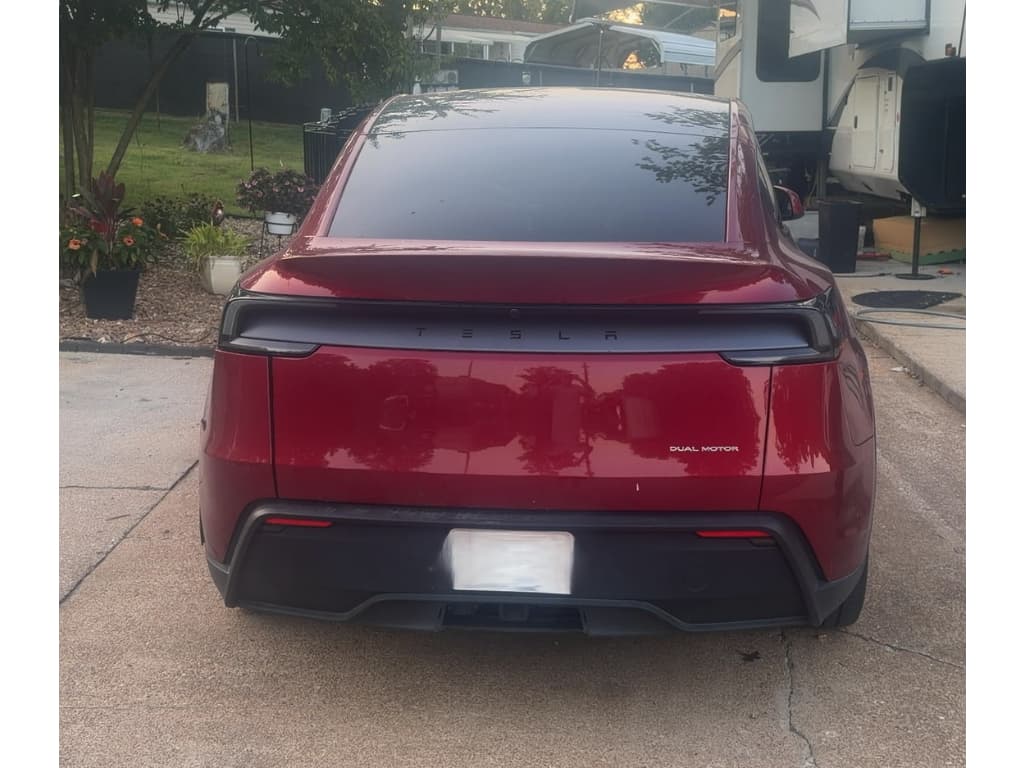 2026 Tesla Model Y view 5