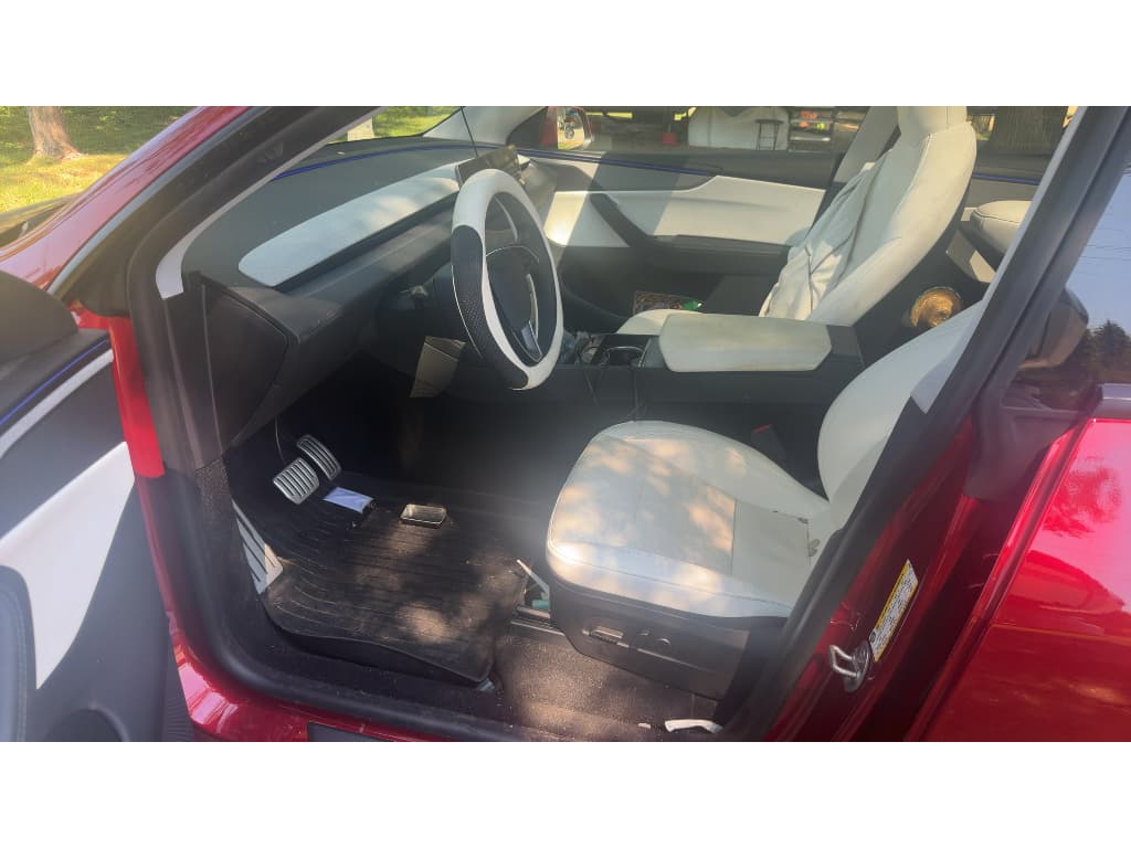 2026 Tesla Model Y view 6