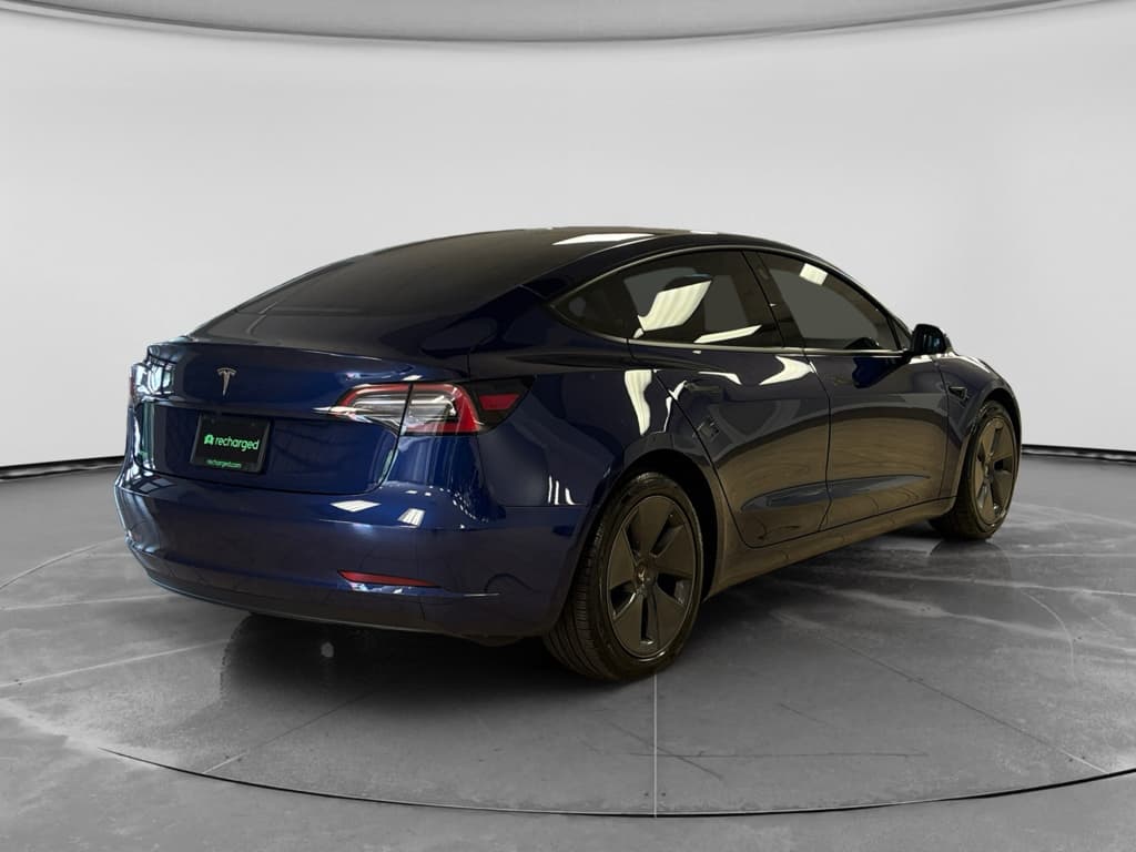 2023 Tesla Model 3 view 4