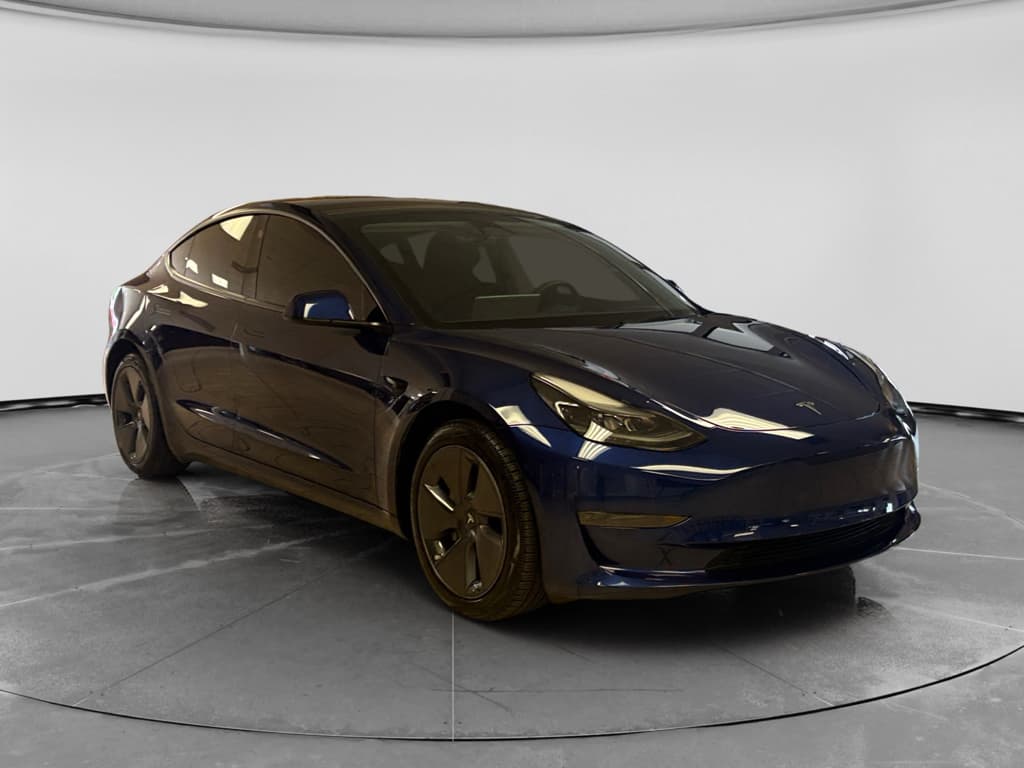 2023 Tesla Model 3 view 3