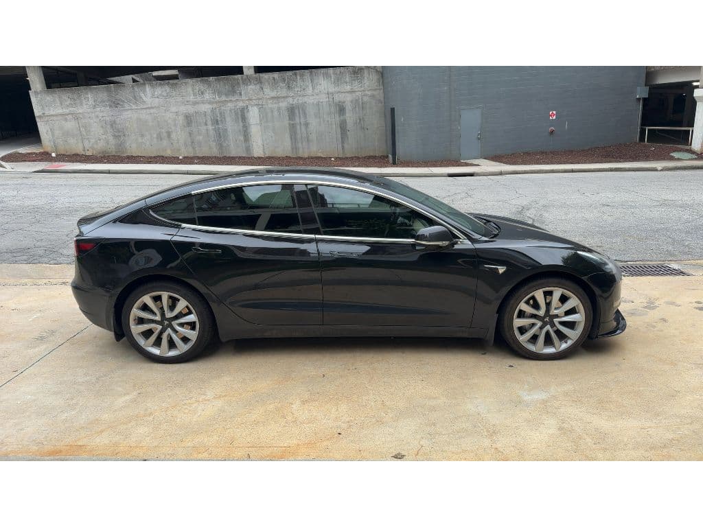 2020 Tesla Model 3 view 3