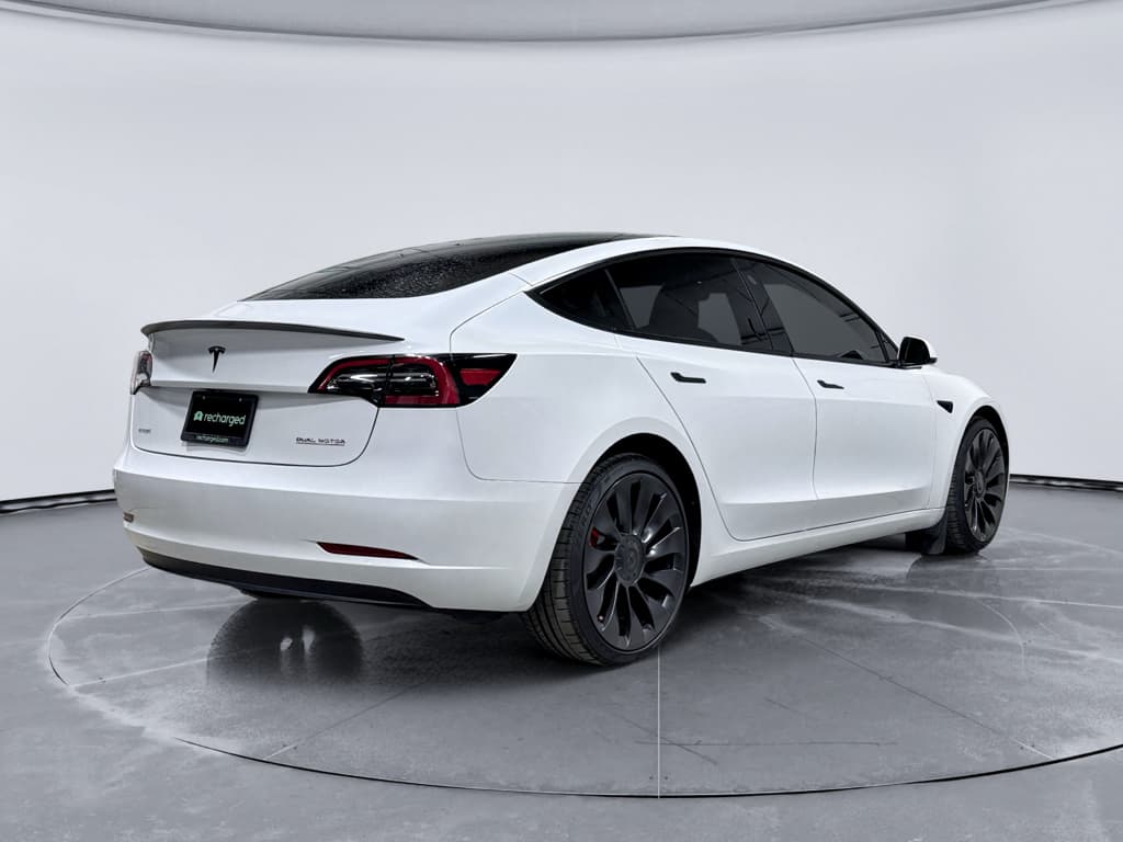 2023 Tesla Model 3 view 3