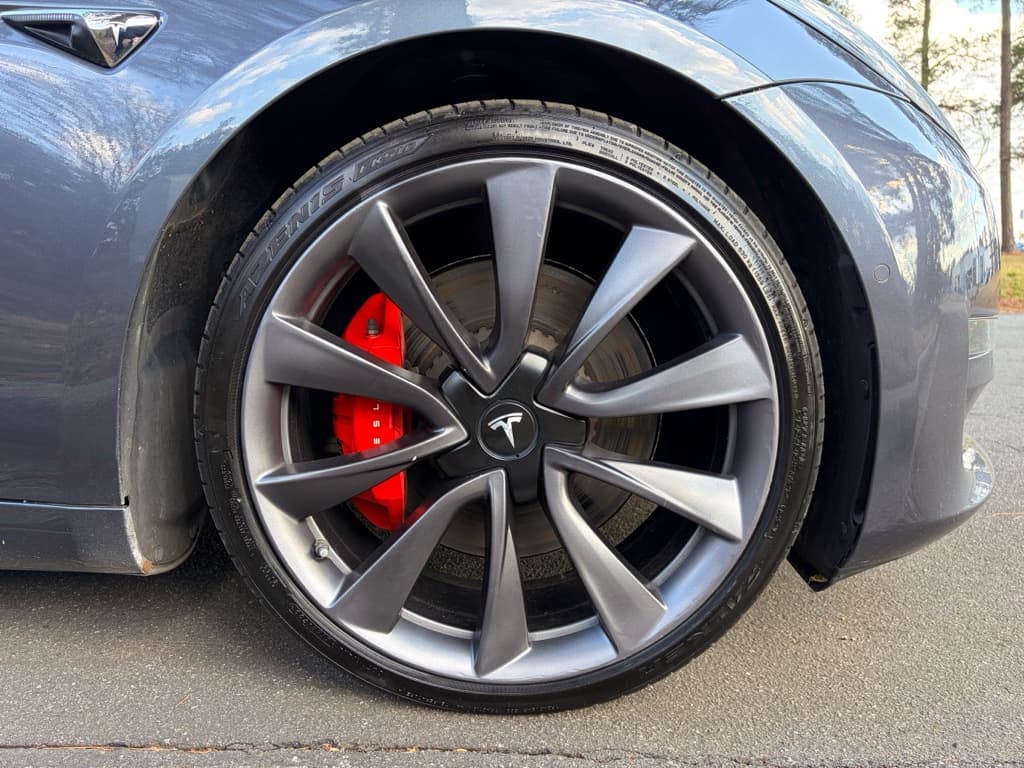 2020 Tesla Model 3 view 30