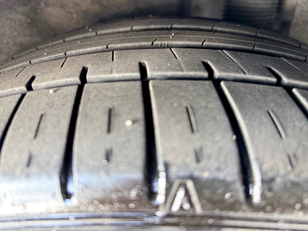 2020 Tesla Model 3 view 35