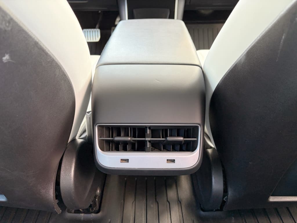 2020 Tesla Model 3 view 20