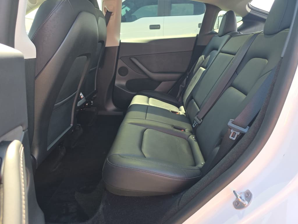 2023 Tesla Model Y view 6