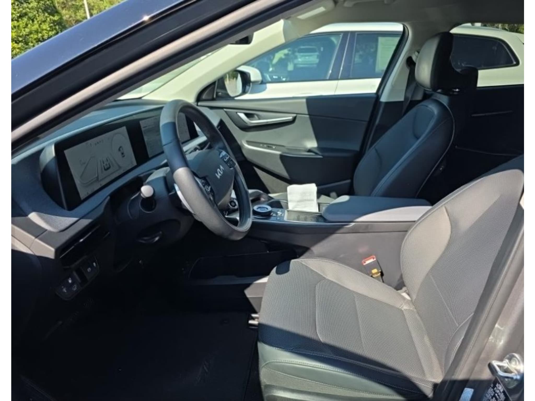 2024 Kia EV6 view 5