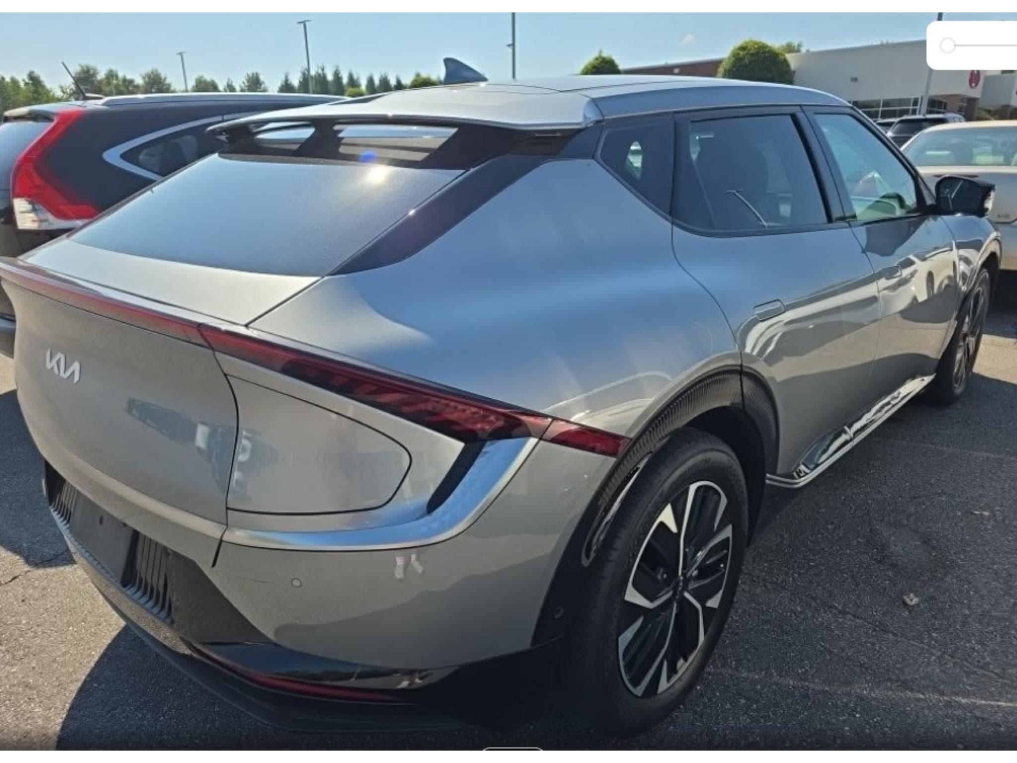2024 Kia EV6 view 3