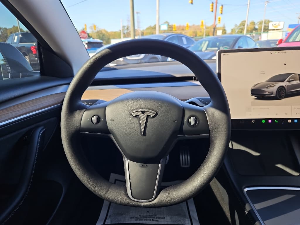 2023 Tesla Model 3 view 8