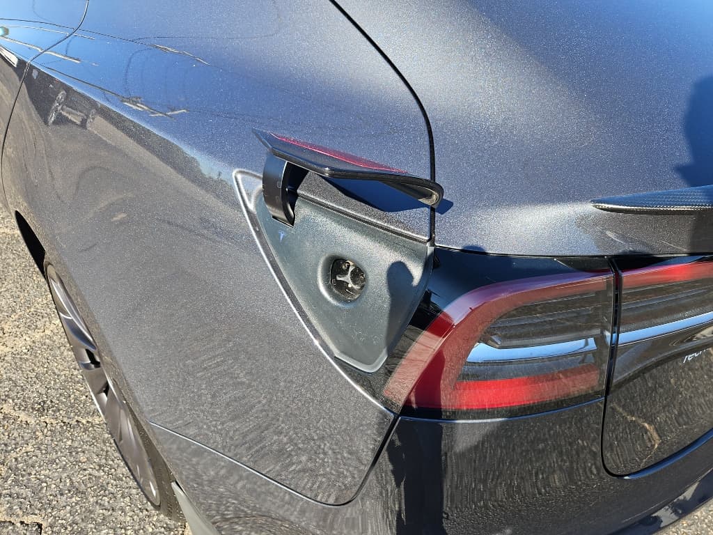2023 Tesla Model 3 view 5
