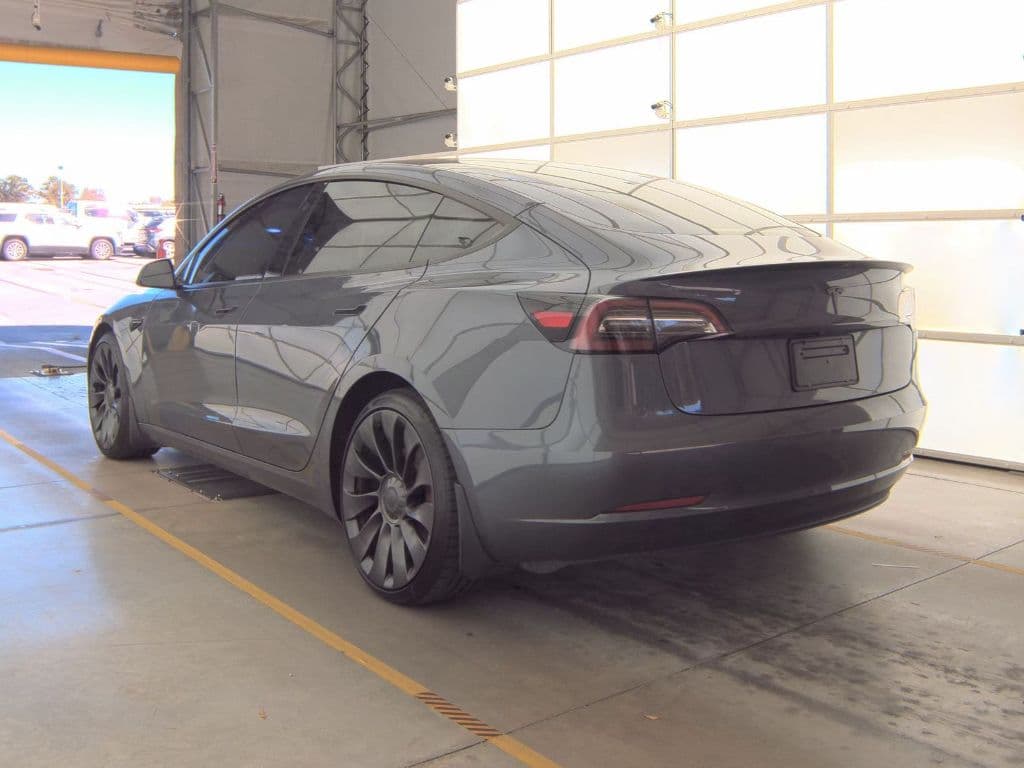 2023 Tesla Model 3 view 4