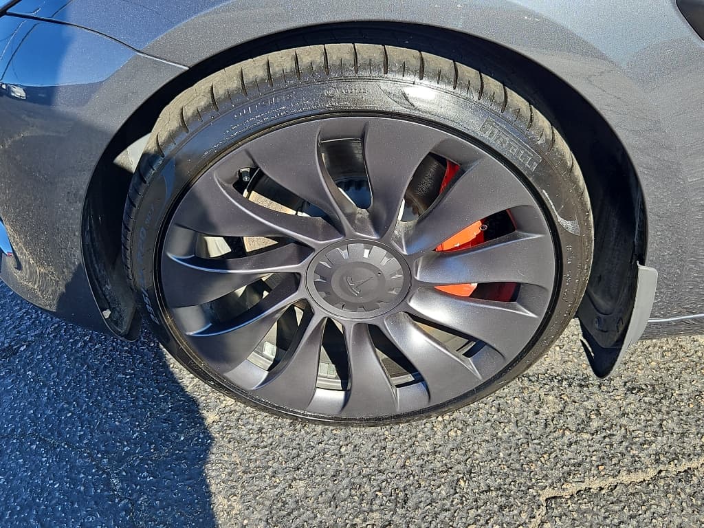2023 Tesla Model 3 view 26