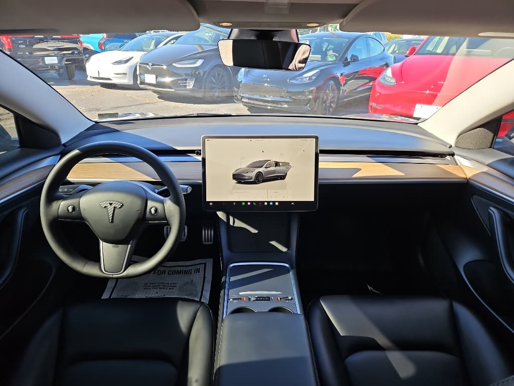 2023 Tesla Model 3 view 15