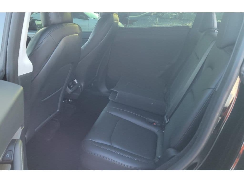2023 Tesla Model Y view 6