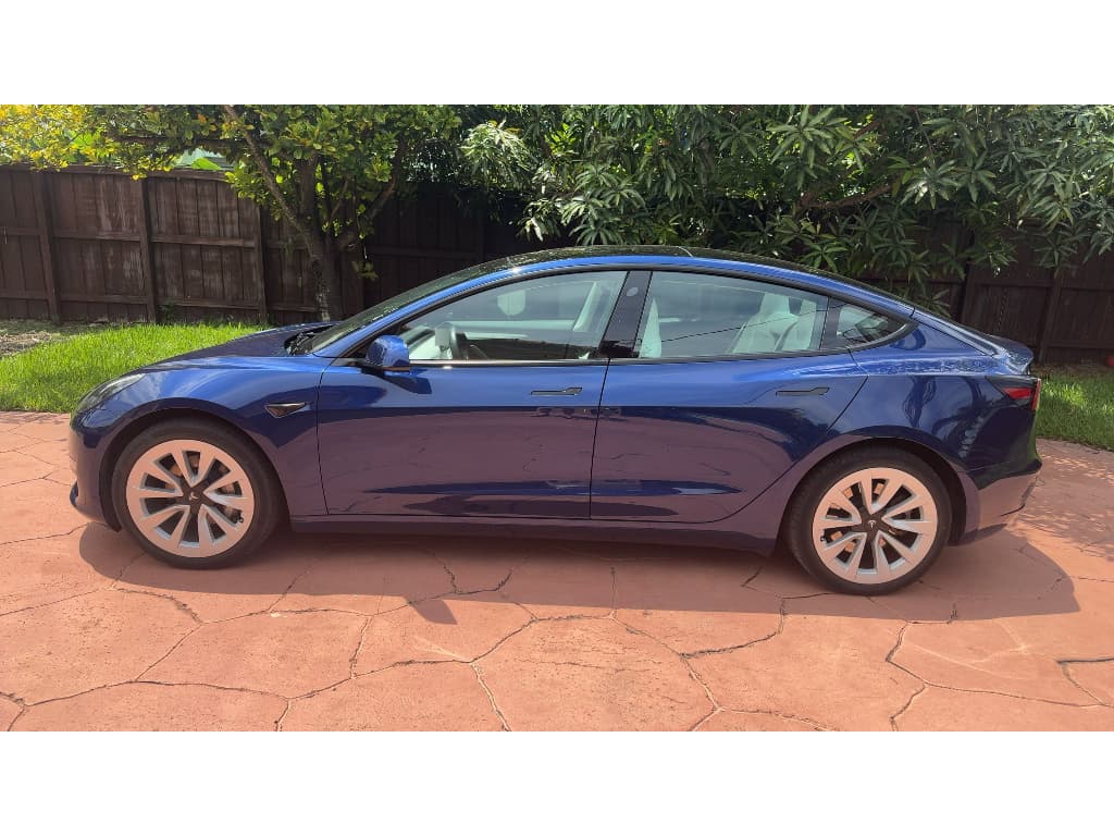 2023 Tesla Model 3 view 2