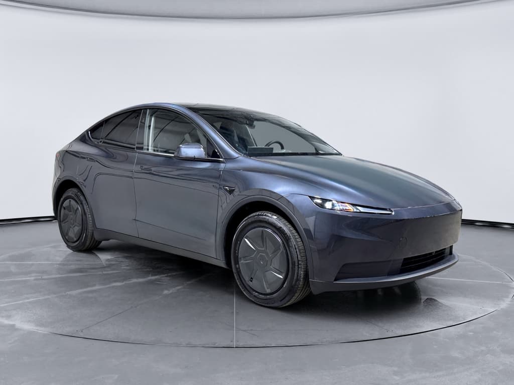 2026 Tesla Model Y view 4